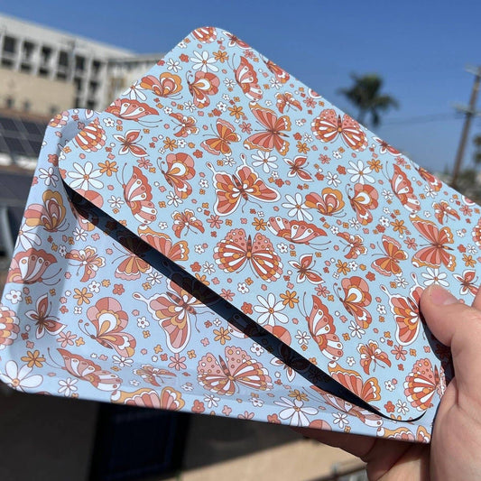 Butterfly Tray with Magnetic Lid